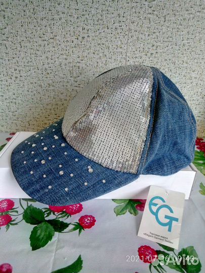 Новая женская кепка