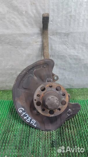 Кулак передний левый Mercedes Benz E-class W211 2