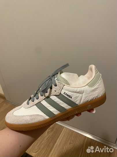 Кроссовки adidas оригинальные