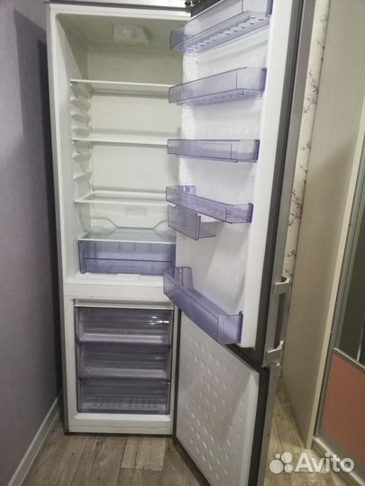 Продам холодильник б\у
