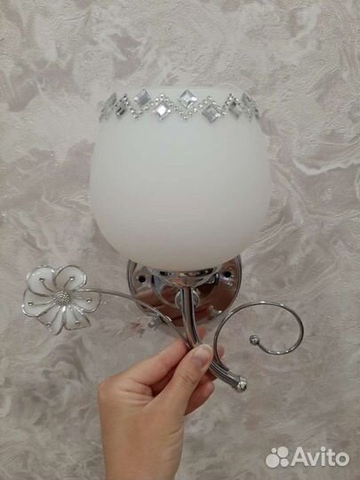 Настенный светильник бра