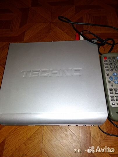 Dvd проигрыватель Techno 556