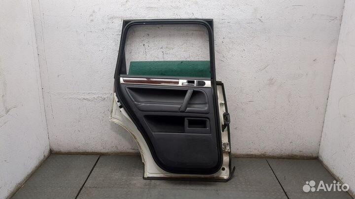 Дверь боковая левая задняя Volkswagen Touareg