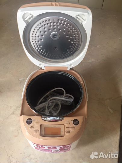 Мультиварка Maxwell MW-3801 BN