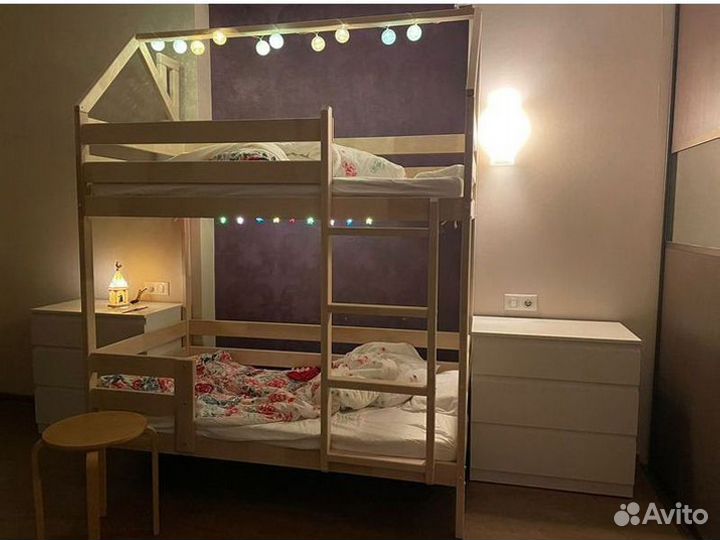 Двухъярусная детская кровать