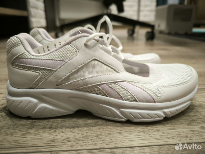 Кроссовки reebok женские 37.5