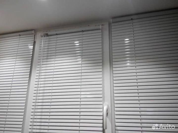 Жалюзи горизонтальные алюминиевые
