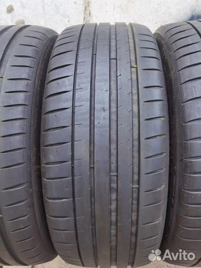 Michelin Pilot Sport 4 225/45 R19 96W