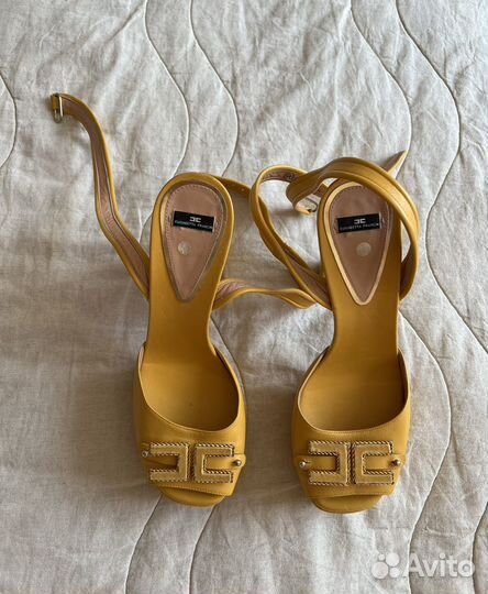 Жёлтые босоножки Elisabetta Franchi