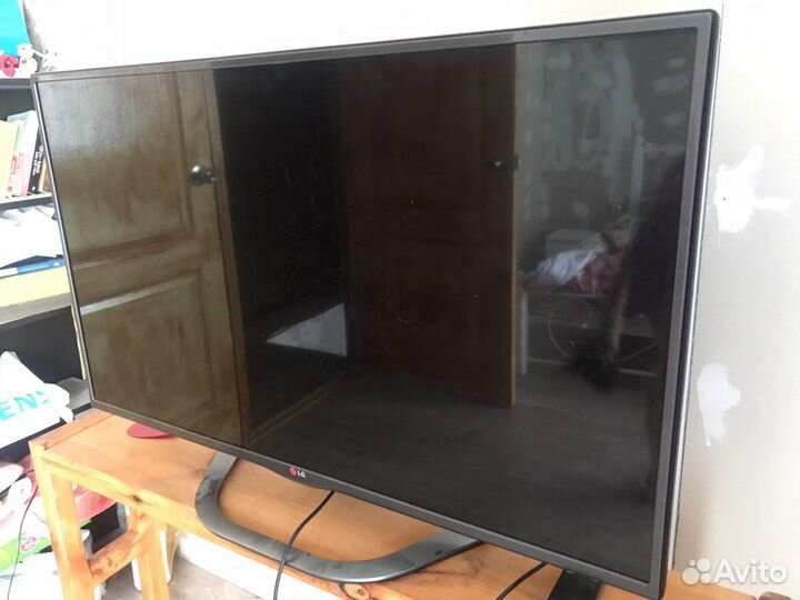 Телевизор LG 42la621v