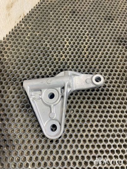 Кронштейн Гур Мазда Mazda GE FS 2.0