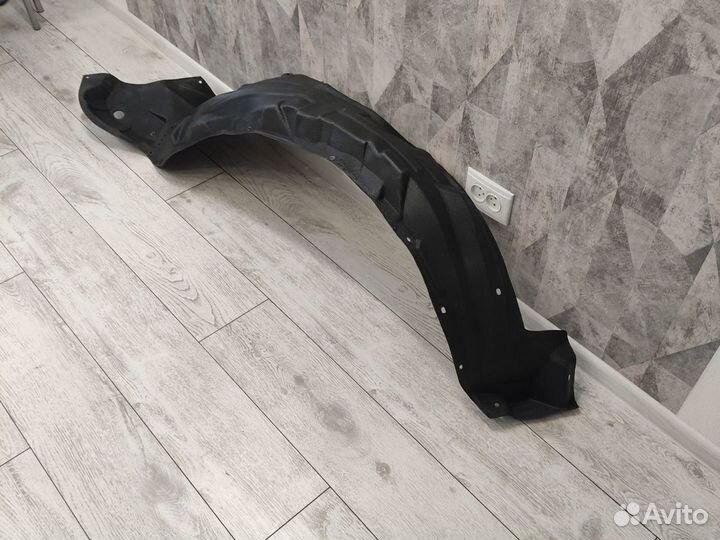 Подкрылок передний левый Toyota Corolla 150 10-13