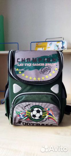 Рюкзак ранец школьный с отопедической спинкой