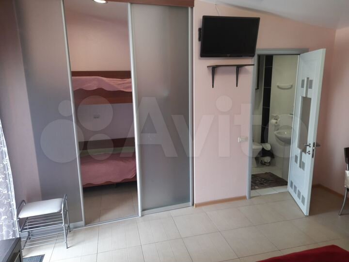 Дом 30 м² на участке 3 сот.