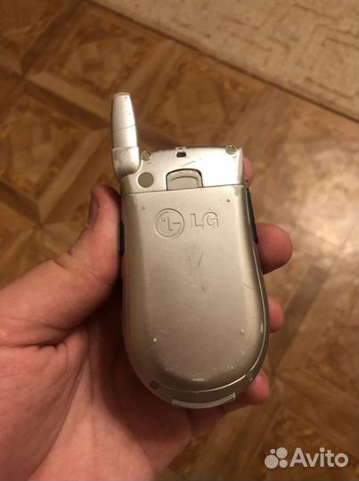 LG L1100