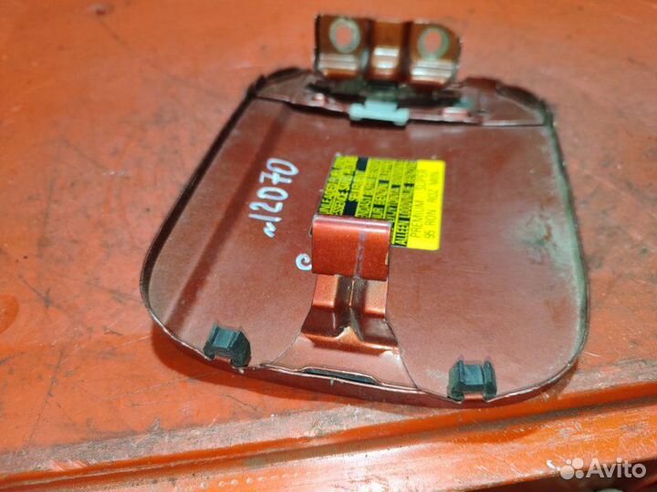 Лючок топливного бака Honda Civic 1998