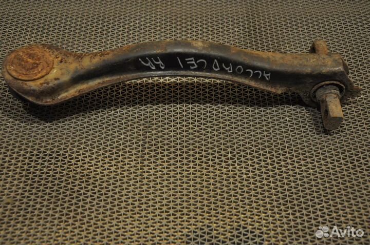 Рычаг задний правый honda accord CE1