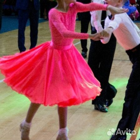 Платье для бальных танцев