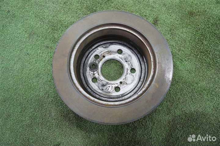 Тормозной диск задний Toyota Ipsum ACM21