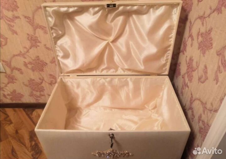 Сундуки для приданного