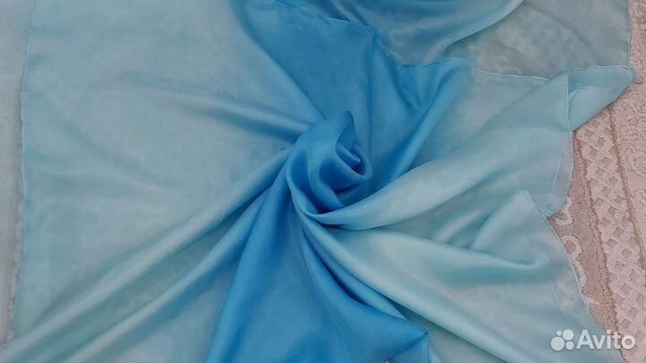 Шарфы, шали шёлковые без рисунка