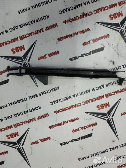 Кронштейн бампера w211 Mercedes перед