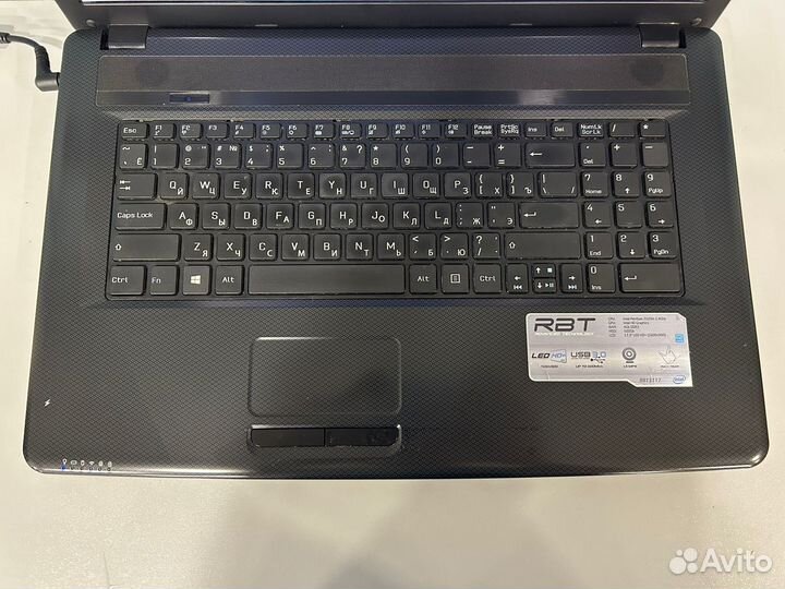 Ноутбук 17.3 дюйм/intel 2020M/озу 8Gb/SSD+HHD 1Tb