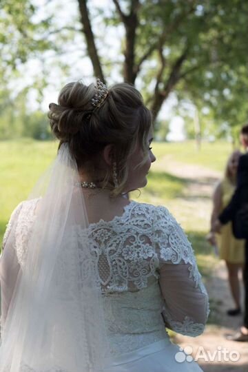 Свадебное платье