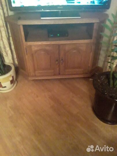 Тумба под телевизор