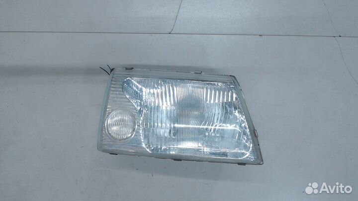 Фара (передняя) Hyundai Galloper, 1999