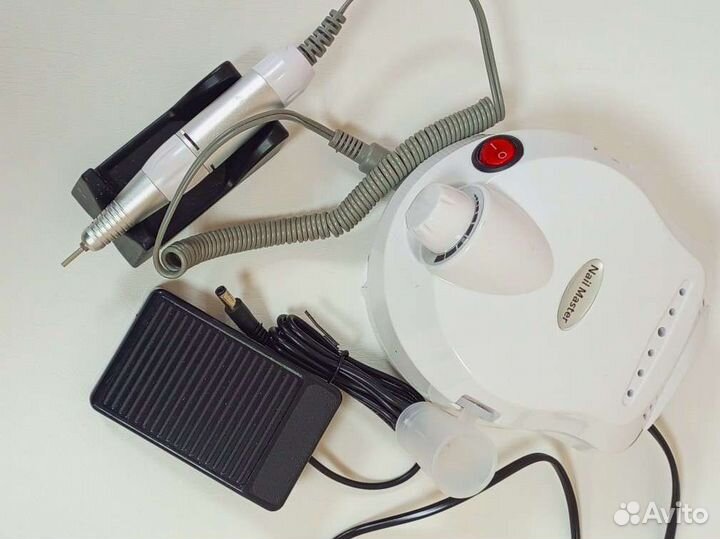 Аппарат для маникюра и педикюра