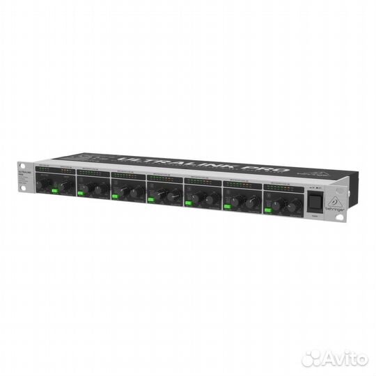 Микшер-сплиттер Behringer MX882 V2