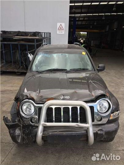 Разбор на запчасти Jeep Liberty