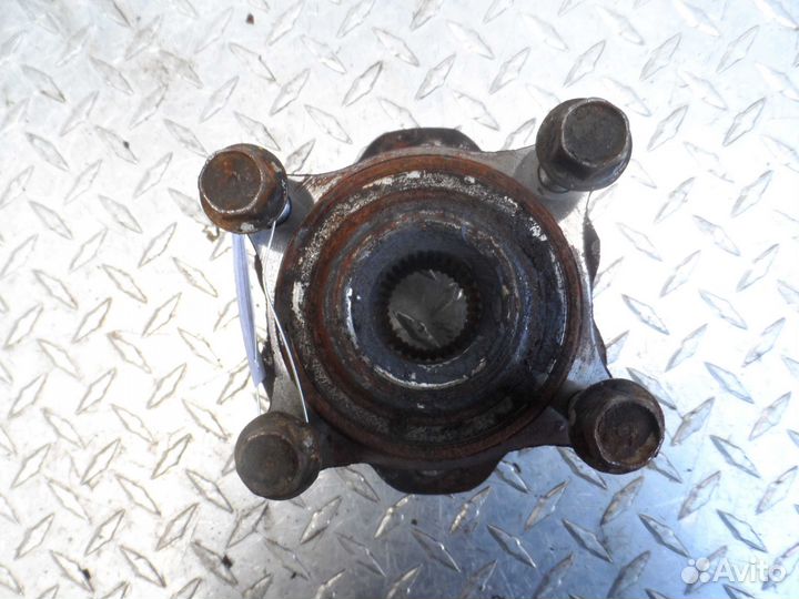 Ступица задняя левая Nissan Pathfinder R51