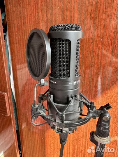 Микрофон студийный Audio-Technica AT2020 USB+