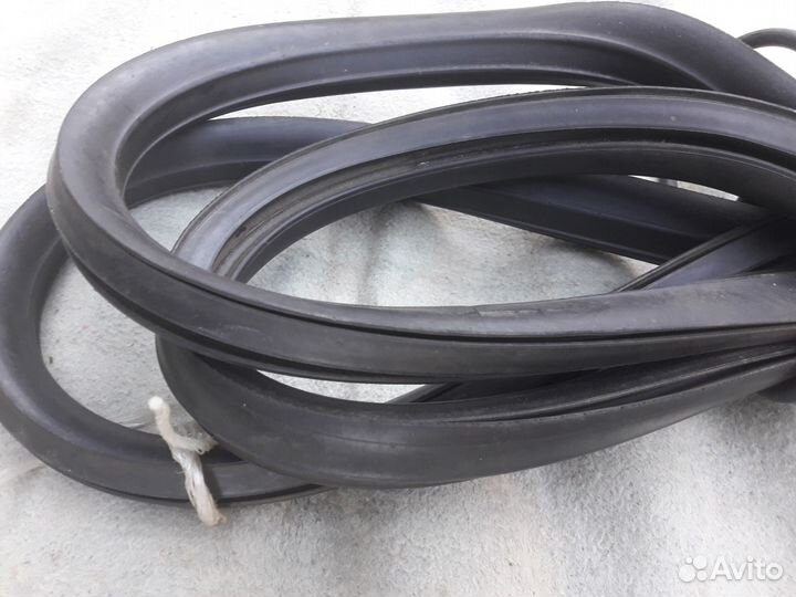 Москвич 408 412 2140 уплотнитель резинка стекла