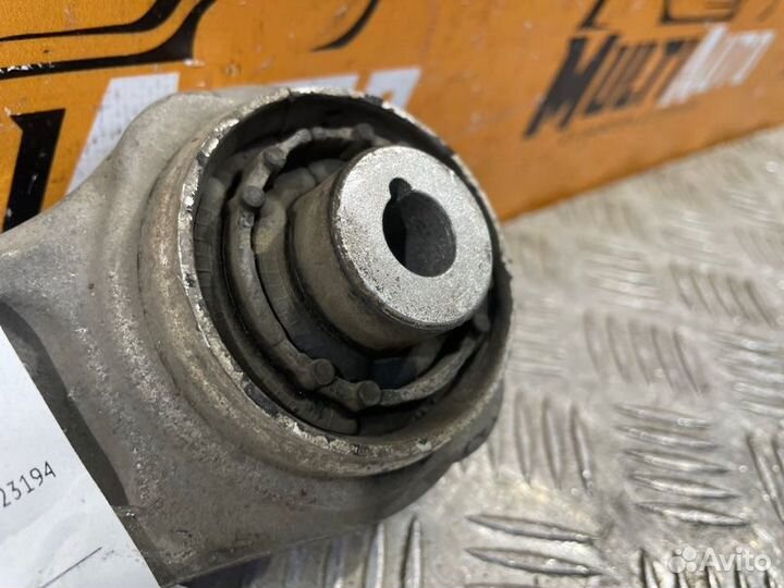 Рычаг поперечный передний левый Mercedes E-Classe