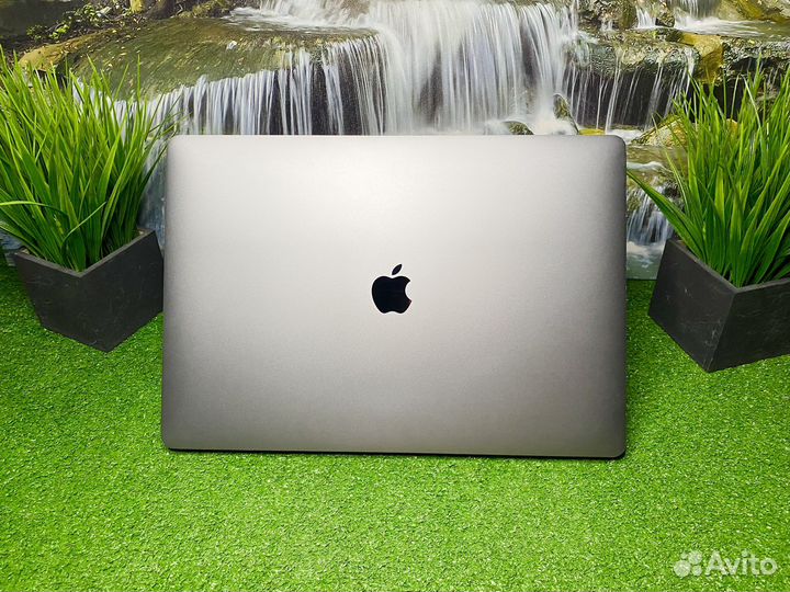 MacBook Pro 15 2017 i7 16gb 256gb/92-цикла