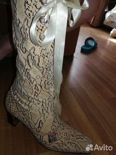 Полусапожки женские 38 размера новые