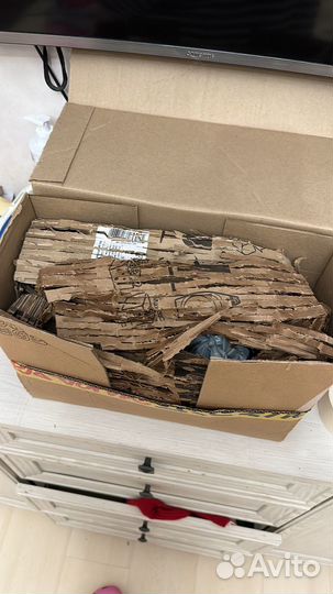 Коробка с товарами для красоты