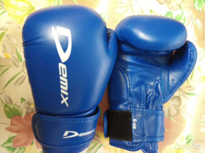 Боксерские перчатки 6 oz, цвет синий