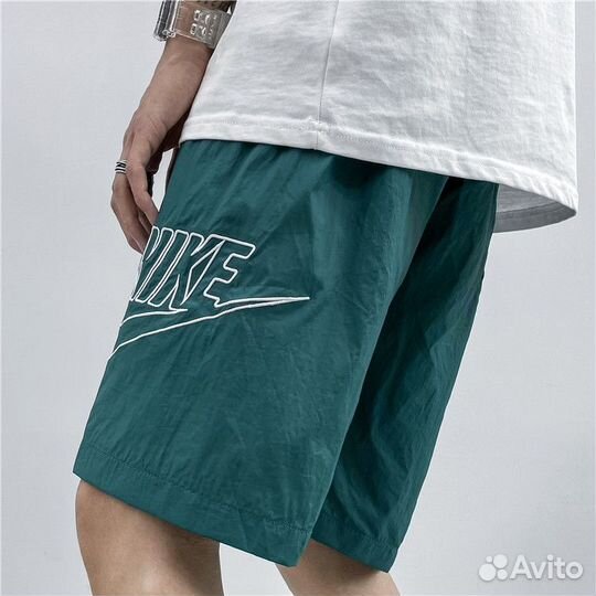 Шорты Nike изумруд