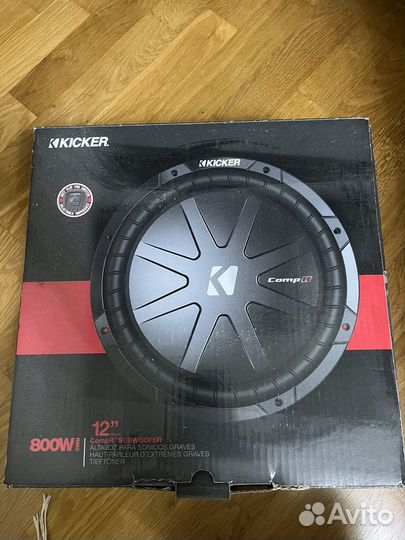 Сабвуфер Kicker CWR124 с коробом
