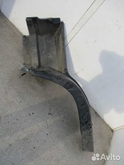 Корпус подножки левый Iveco 504039205
