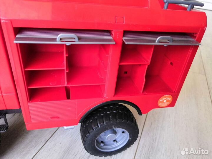 Пожарная машина Bruder