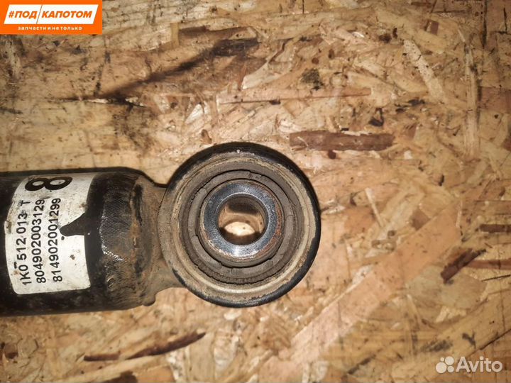 Стойка амортизатора задняя Volkswagen Golf 6 2011