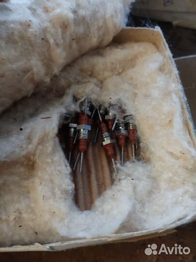 Конденсаторы ктп 2Аа м1500 разные номиналы