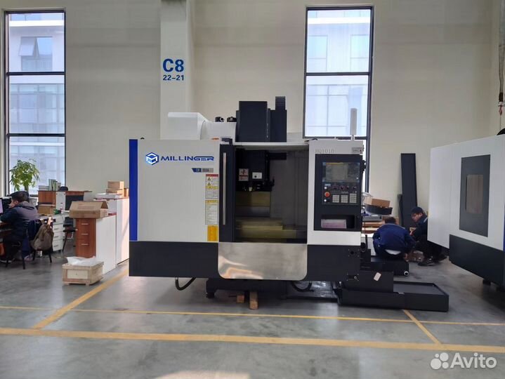 Вертикальный фрезерный обрабатывающий центр с чпу