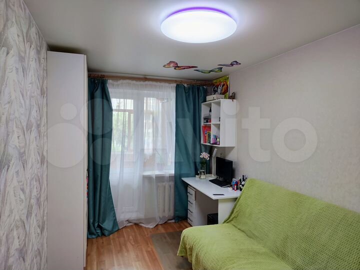 2-к. квартира, 50 м², 4/9 эт.