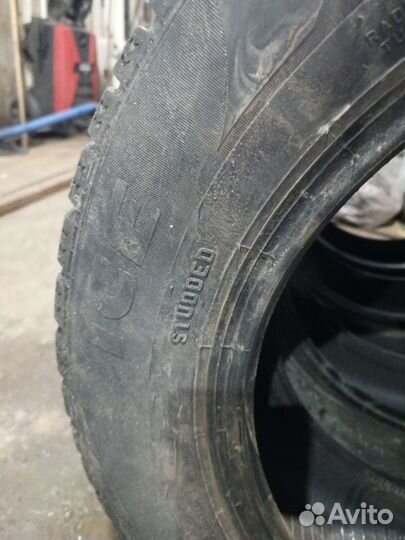 Pirelli Formula Ice 185/65 R15 88T